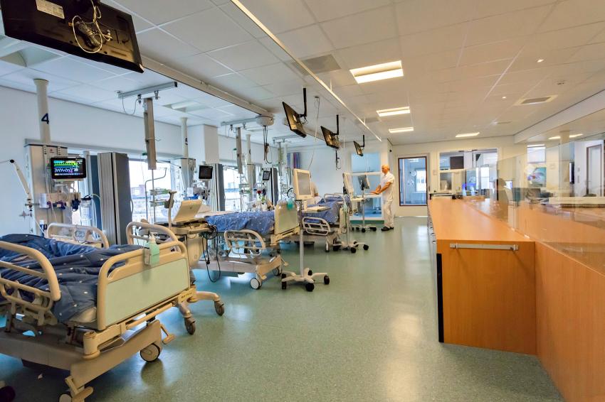 Ziekenhuisschoonmaak MUMC - Medium-care VEC5