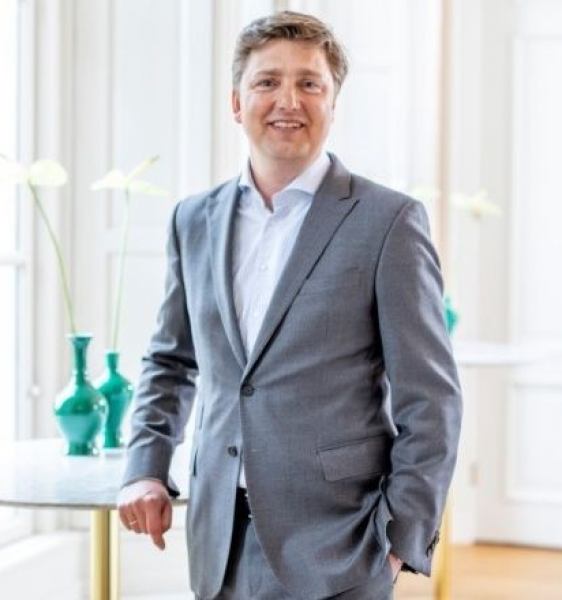 Schoonmaakbranche zoekt antwoorden op wereld in transitie_972